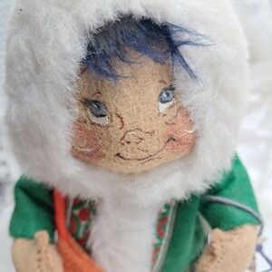ANNALEE‎ DOLLS ESKIMO Handmade